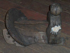 PEARL INLAID SADDLE TREE