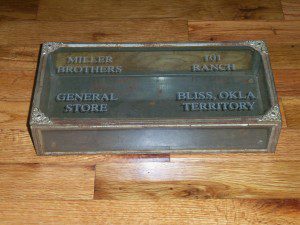 101 RANCH DISPLAY GLASS BOX.