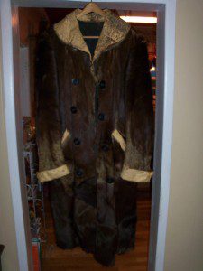 ANTIQUE BEAVER HIDE COWBOY COAT.