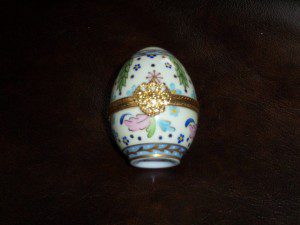 FABERGE HAND PAINTED EGG