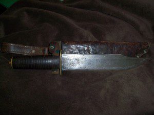 LARGE ANTIQUE BOWIE KNIFE