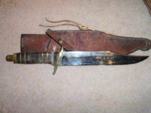 LARGE WW11 BOWIE KNIFE