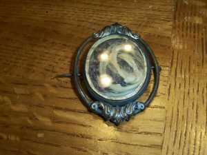 1800'S HAIR BROACH