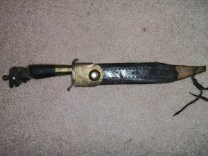 SOLIDER WOOD HANDLE BOWIE KNIFE