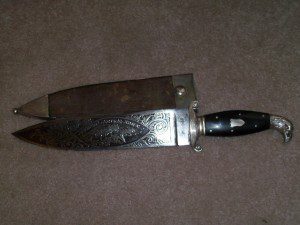EAGLE HEAD BOWIE KNIFE.