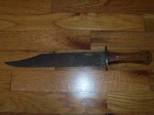 ANTIQUE BOWIE KNIFE.