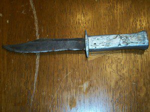 VINTAGE SIDE KNIFE.
