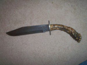 1800's MOUNTAIN MAN BOWIE KNIFE.
