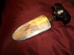 PUSH DAGGER.