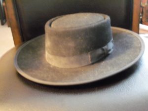 ANTIQUE COWBOY HAT.