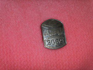 FRUEHAUF TRALIER CO. BADGE.