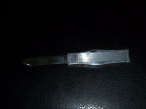 FLICK KNIFE.